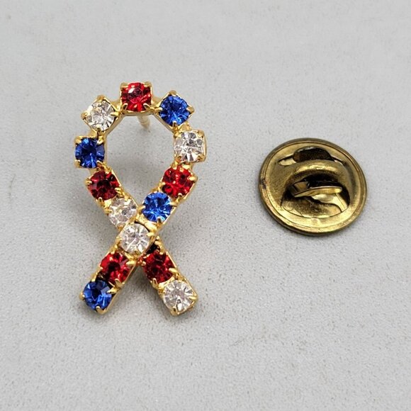 Patriotic Ribbon Pin Brooch Red White Blue Crystals Gold Tone Lapel Pin - Picture 1 of 3